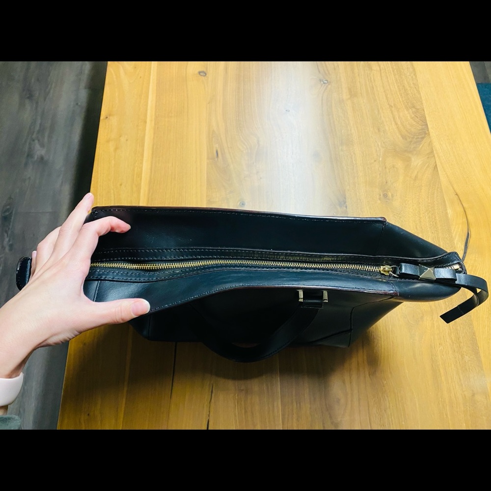 Kate Spade Bow Handbag - Picture 4 of 8